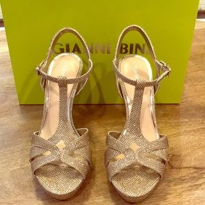 Gianni Bini Heleena Gold Fusion Women’s Size 8